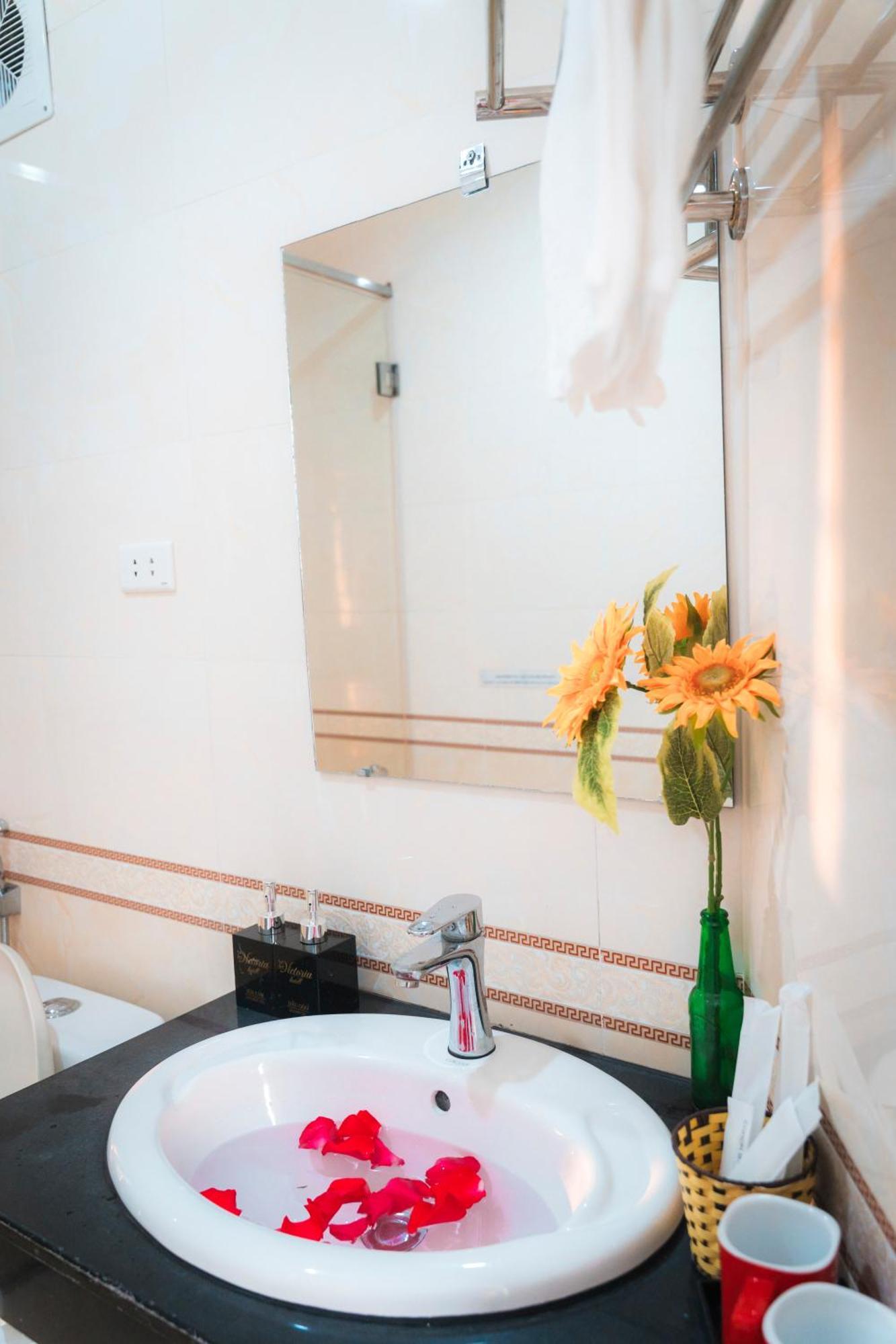 Victoria Hotel Me Tri Hanoi Kültér fotó